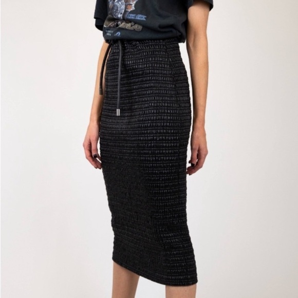 A.L.C. Smocked Vegan Leather Jaclyn Black Pencil Skirt 00 Goth Luxury Designer - Picture 8 of 16